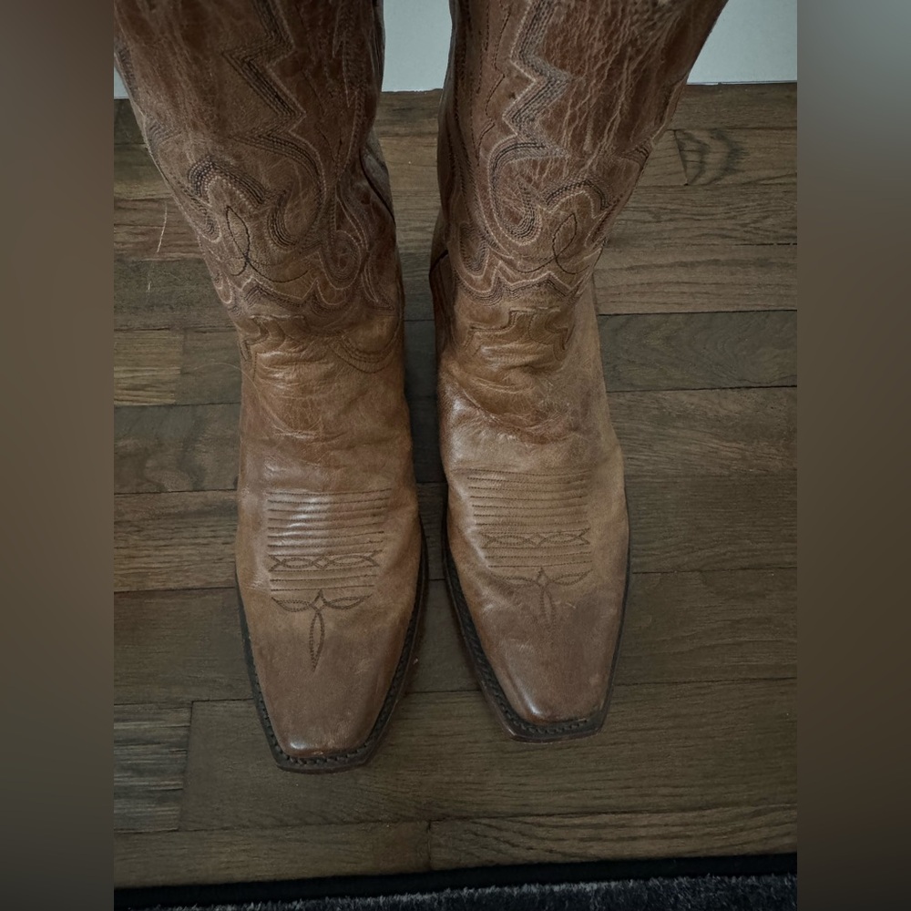 Lucchese Tan Leather Western Boots - Picture 2 of 6